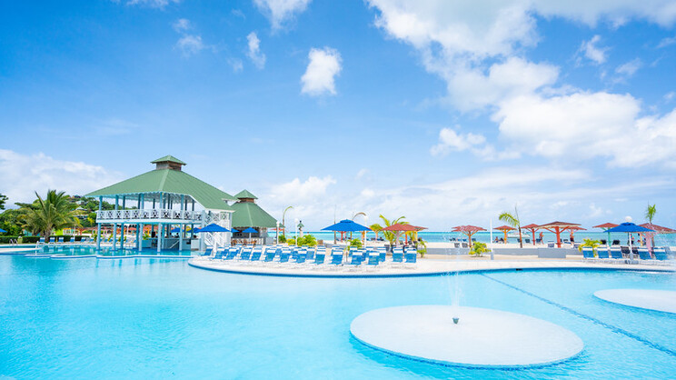 Jolly Beach, Antigua